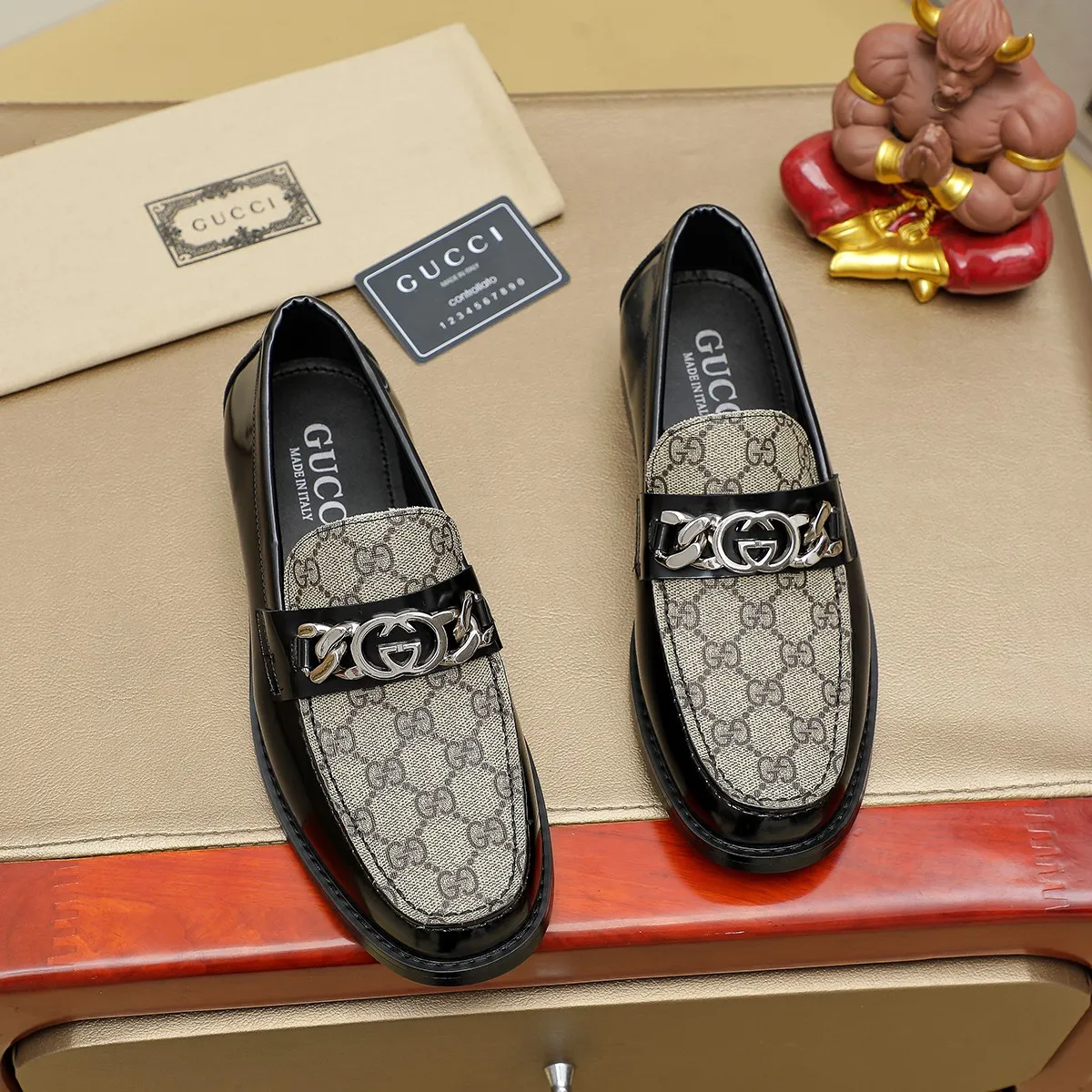 Men's men's shoes💰460💰💰Gucci official website men's business formal leather shoes updated💥Hong Kong counters synchronize new styles💥completely one-to-one replica shipment👍zero gap in counter quality 0⃣️made of imported cowhide on the outside+water-dyed🐂leather lining, color optional! Matching code 38-45
